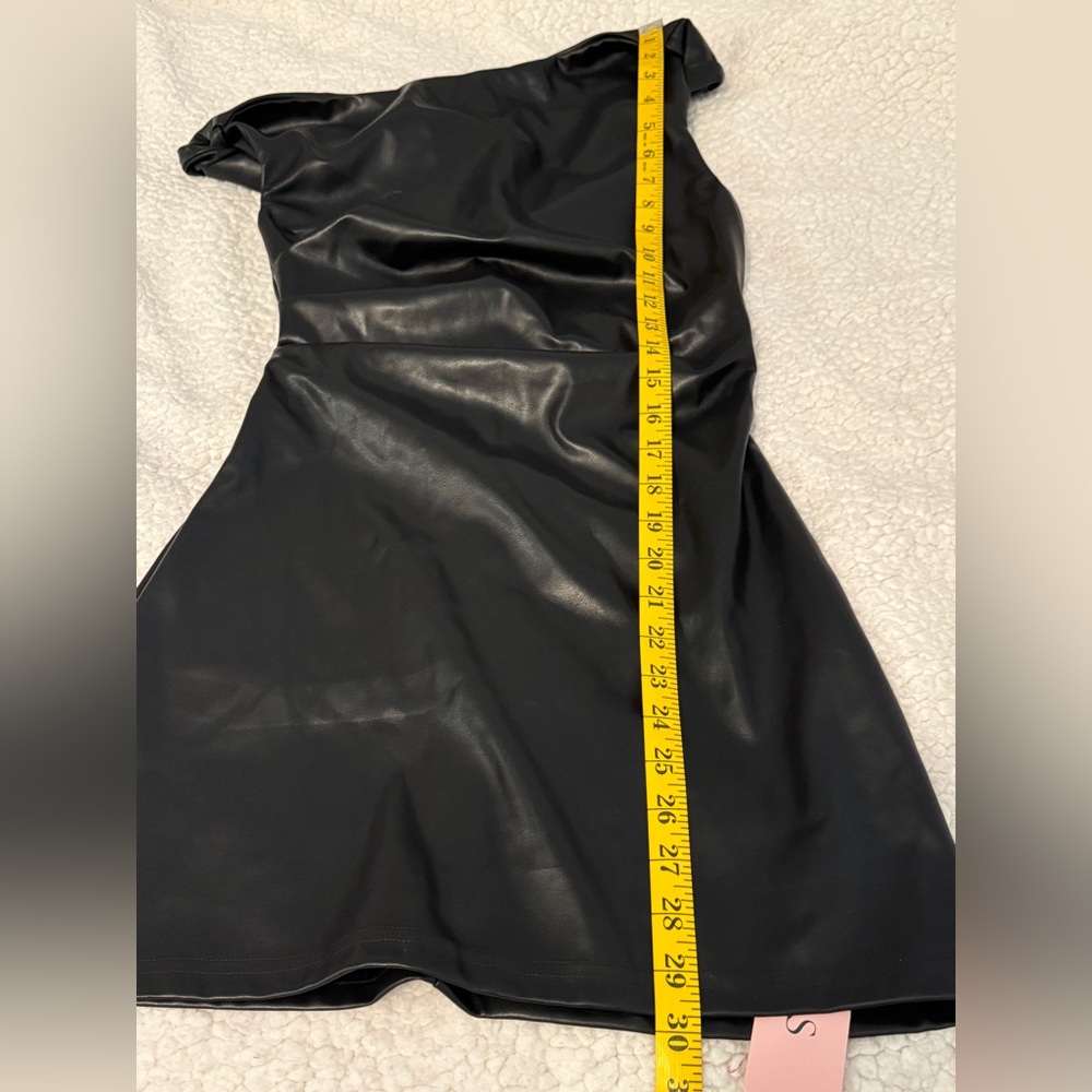 NWT MICAS Faux Leather Asymmetrical Twist Knot Zipper Mini Dress - Picture 16 of 16